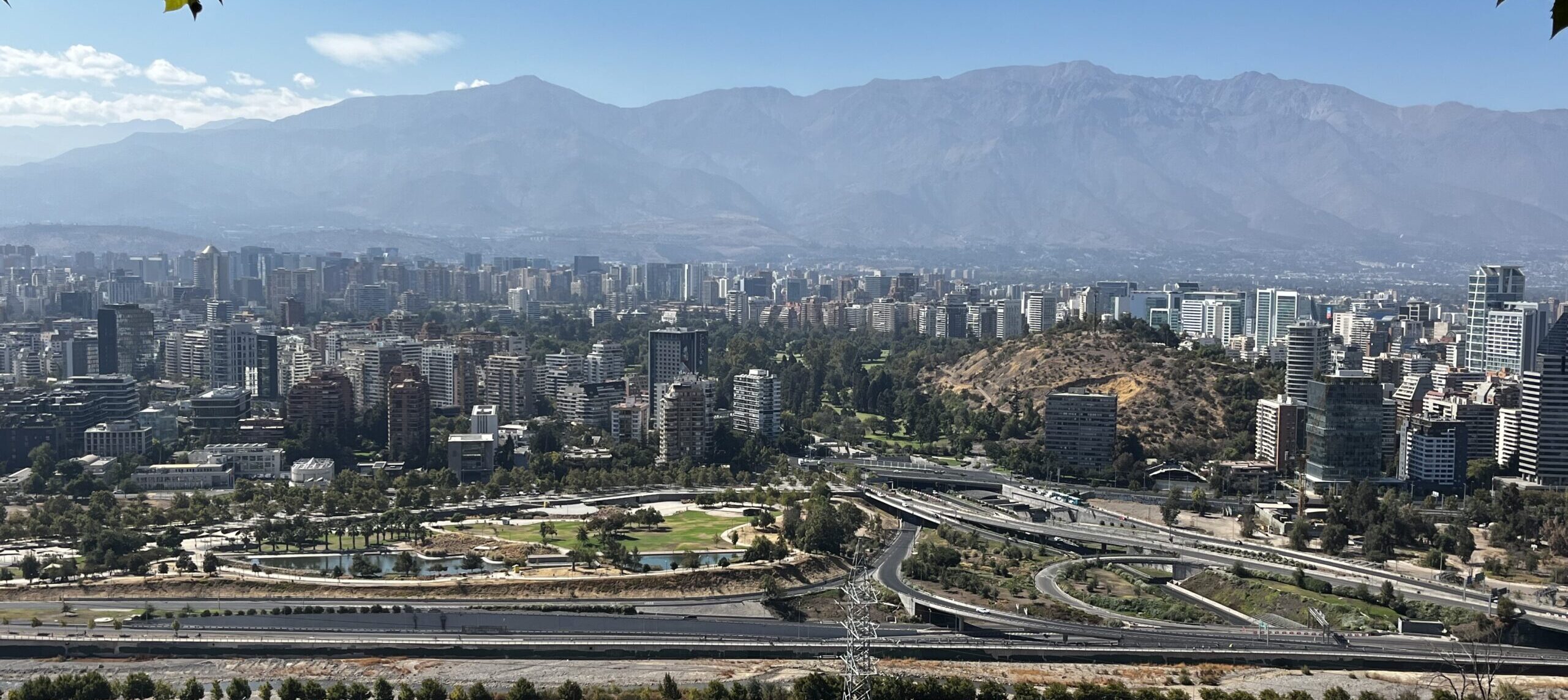 Aplicación e importancia de la sostenibilidad ambiental y social en diferentes contextos